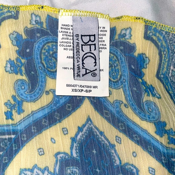 Becca resort swimsuit cover up - Picture 2 of 4